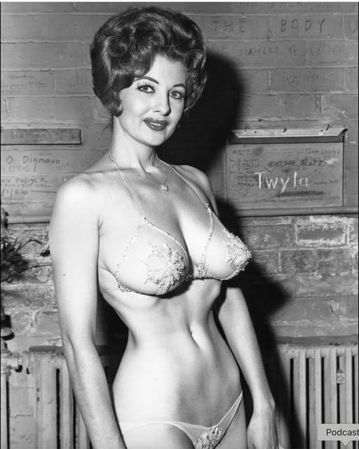 The original hourglass, The model who changed the standards of beauty and power